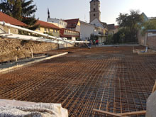 Výroba betónu pre stavbu v Pezinku